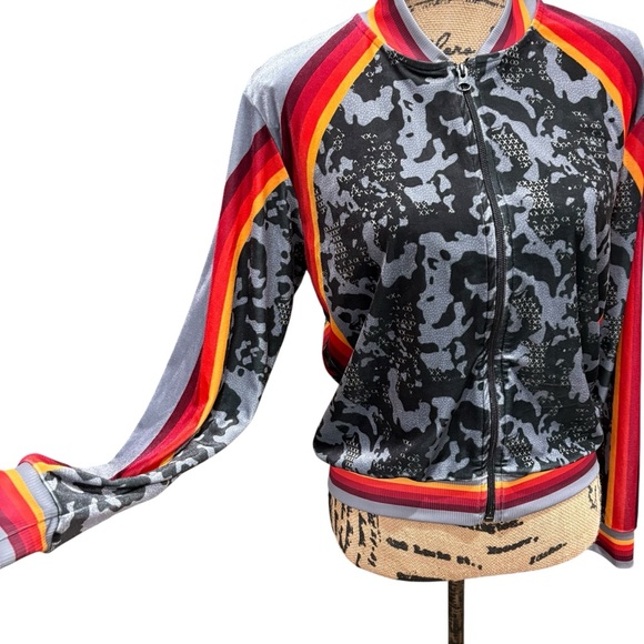 Lucky in Love Velvet Camo Jacket Black Grey Stripe Full Zip Size Medium Tennis - Picture 4 of 9